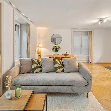 Apartment Im Stadtzentrum Gelegenes Mit Kingsize Bed Zurich