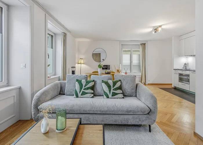 Im Stadtzentrum Gelegenes Mit Kingsize Bed Lejlighed *