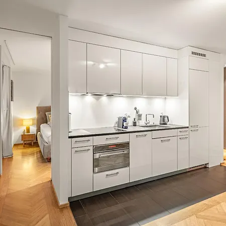 Im Stadtzentrum Gelegenes Mit Kingsize Bed Appartement *